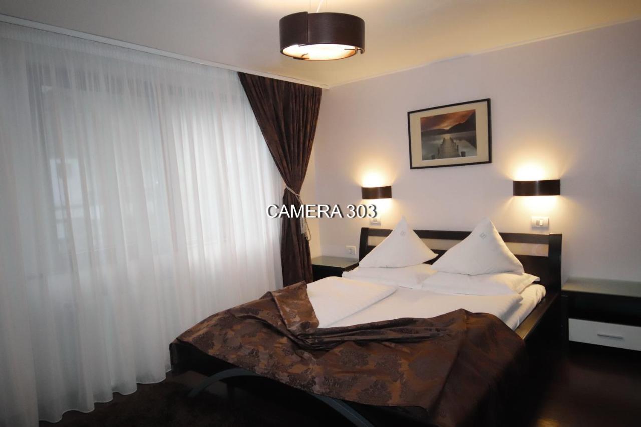 Hotel Complex Cochet Buşteni Esterno foto